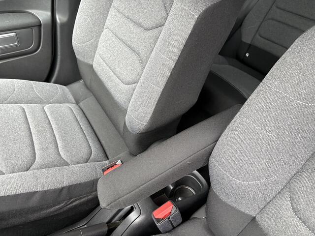 Citroen C3 1.2 PureTech Shine, cruise/climate/camera, navi via app