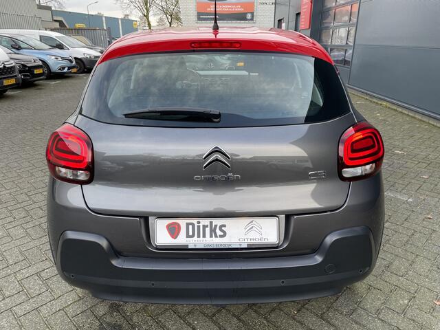 Citroen C3 110pk Shine (Trekhaak - Camera - 17"- Automatische Airco - Navigatie - Parkeersensoren - Apple Carplay)