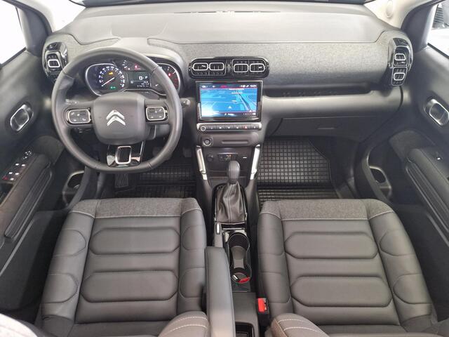 Citroen C3 Aircross 1.2 PureTech Shine Automaat | Elektrisch dakraam | Leder | Voorruitverwarming | Navigatie | Achteruitrijcamera