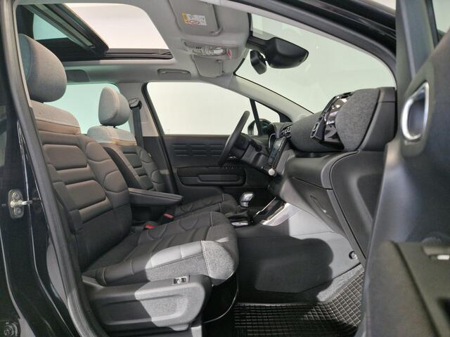 Citroen C3 Aircross 1.2 PureTech Shine Automaat | Elektrisch dakraam | Leder | Voorruitverwarming | Navigatie | Achteruitrijcamera