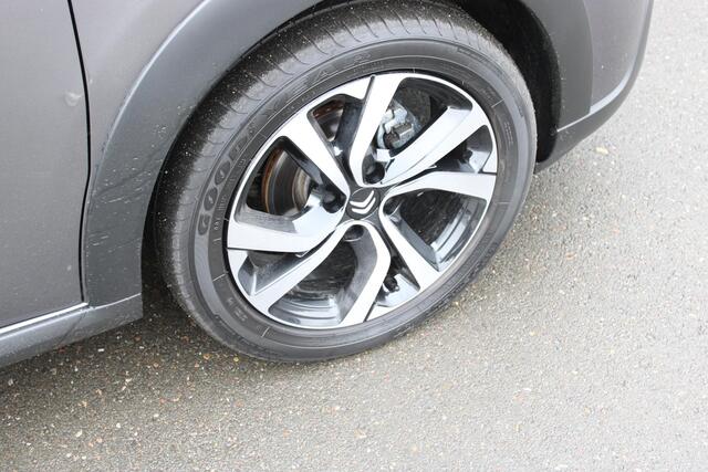 Citroen C3 1.2 PureTech Max Automaat | Navi / Camera / Climate