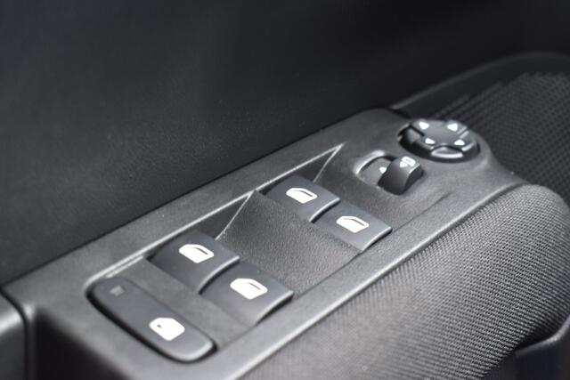 Citroen C3 Aircross PureTech 110 Shine Pack | Panorama dak | Leder | Navi | Airco | Full option
