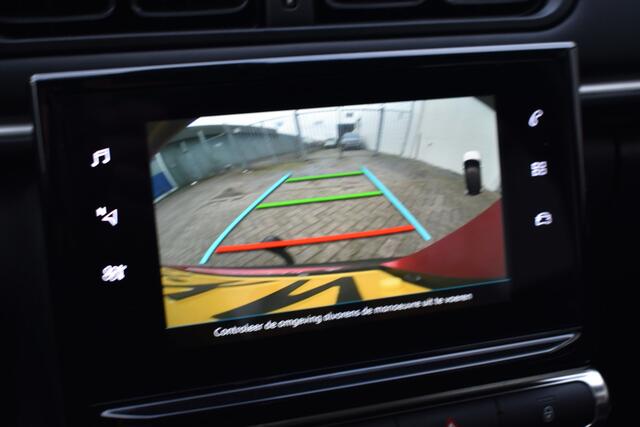 Citroen C3 PureTech 110 Shine Navi | Keyless | Trekhaak | Parkeerhulp V+A |