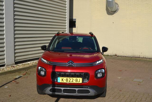 Citroen C3 Aircross 1.2 PureTech S&S Shine i 110PK I NAVIGATIE I LUXE INTERIEUR I PARKEERSENSOREN ACHTER I MOOIE METALLIC KLEUR DONKER ROOD I ARMSTEUN I KEYLESS ENTRY I L.M. VELGEN I