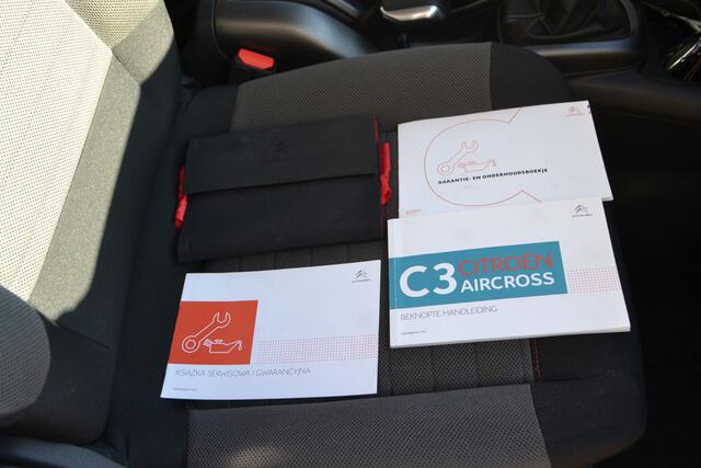Citroen C3 Aircross 1.2 PureTech S&S Shine i 110PK I NAVIGATIE I LUXE INTERIEUR I PARKEERSENSOREN ACHTER I MOOIE METALLIC KLEUR DONKER ROOD I ARMSTEUN I KEYLESS ENTRY I L.M. VELGEN I