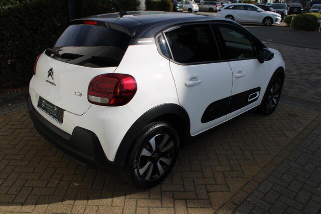 Citroen C3 1.2 PureTech Shine Bi-Tone Led Navi-Carplay Stoelverwarming