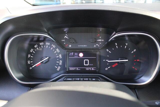 Citroen C3 Aircross 1.2 110PK MAX | NAVIGATIE | APPLE CARPLAY/ANDROID | KEYLESS ENTRY/START | ACHTERUITRIJ CAMERA | LED KOPLAMPEN | DAB+ RADIO | REGEN/LICHT SENSOR | CLIMATE CONTROL |