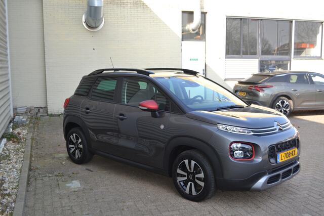 Citroen C3 Aircross 1.2 PureTech C-Series I 110PK I NAVIGATIE I ACHTERUITRIJCAMERA I TREKHAAK I L.M. VELGEN I METALLIC LAK I PARKEERSENSOREN ACHTER I