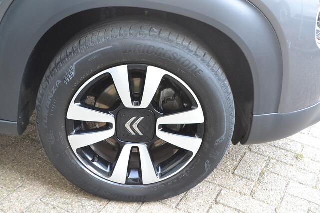 Citroen C3 Aircross 1.2 PureTech C-Series I 110PK I NAVIGATIE I ACHTERUITRIJCAMERA I TREKHAAK I L.M. VELGEN I METALLIC LAK I PARKEERSENSOREN ACHTER I