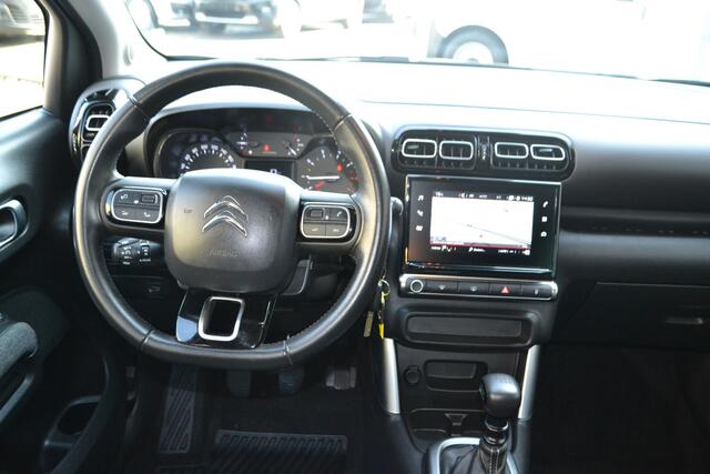 Citroen C3 Aircross 1.2 PureTech C-Series I 110PK I NAVIGATIE I ACHTERUITRIJCAMERA I TREKHAAK I L.M. VELGEN I METALLIC LAK I PARKEERSENSOREN ACHTER I