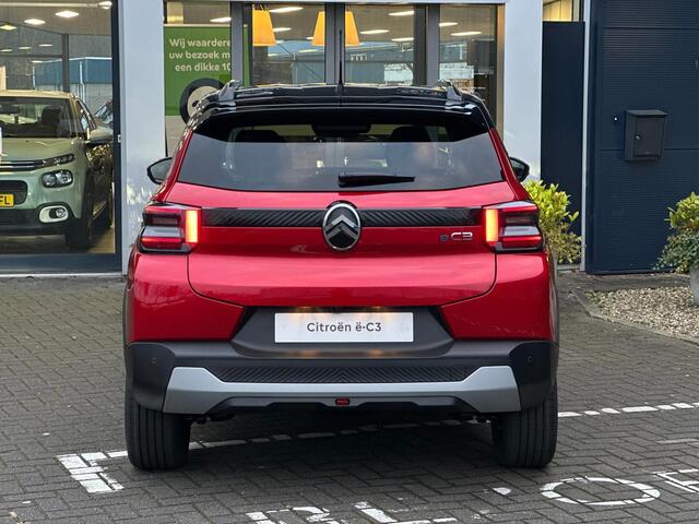Citroen C3 Ë-C3 Max 44 kWh | Uit voorraad leverbaar! | Comfort Stoelen | Parkeercamera/-sensoren | Draadloze telefoonlader | Apple Carplay/Android Auto | Full LED | Navigatie | Climate Control