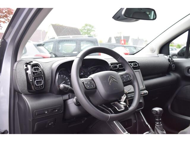 Citroen C3 Aircross 1.2 PureTech Shine Navi | Carplay | Leer | Trekhaak | Bluetooth | PDC | Cruise
