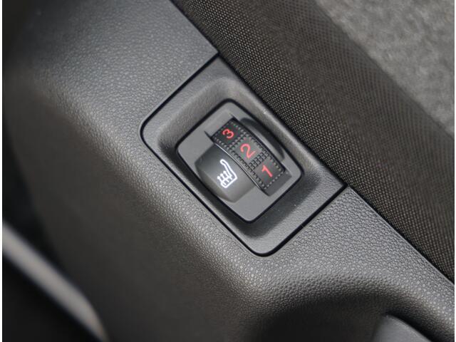 Citroen C3 1.2 83PK Max | Climate Control | Navigatie | Keyless Entry/Start | Parkeerhulp | AppleCarPlay/AndroidAuto | Cruise Control | 17"LMV | LED |