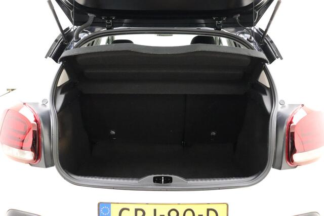 Citroen C3 1.2 PureTech Feel Edition 110 PK Automaat | Navigatie via Apple Carplay | Climate control | Parkeersensoren | Keyless start | Getint glas | Zwart dak