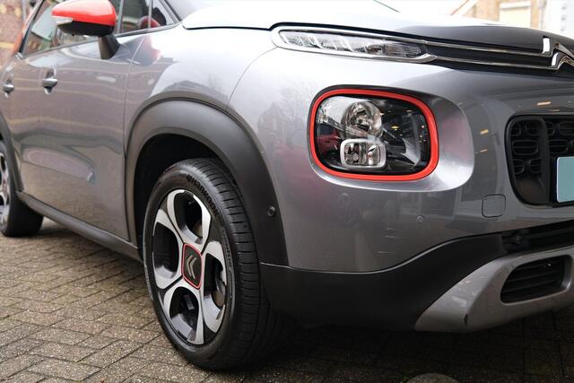 Citroen C3 Aircross PT 110 Shine Camera | Navi | Panoramisch schuif-/kanteldak