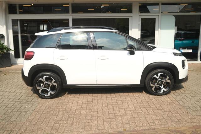 Citroen C3 Aircross PT 110 automaat Shine | Camera | Trekhaak | Panoramisch schuif- /kanteldak