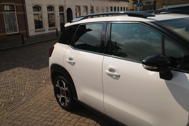 Citroen C3 Aircross PT 110 automaat Shine | Camera | Trekhaak | Panoramisch schuif- /kanteldak