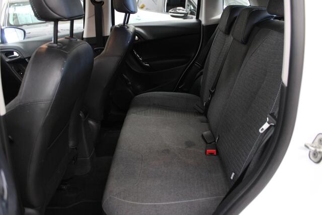 Citroen C3 1.2 PureTech Selection NAP, Airco, Cruise control, Navi