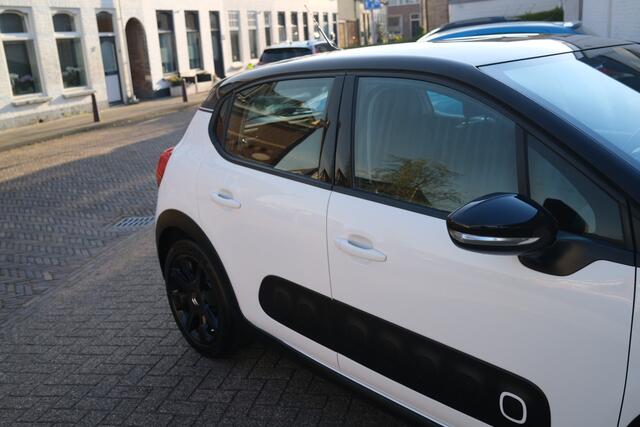 Citroen C3 C3 PT 110 Shine Automaat Navi | Apple Carplay /Android Auto | 17 "LM