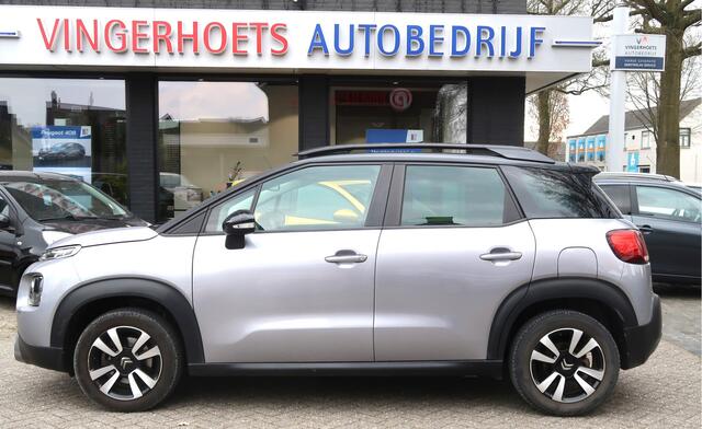 Citroen C3 Aircross 110 Pk Benzine Hoge Zit (Helaas Krassen rechts zie foto) * Navigatie * Climate & Cruise Control * DAB Radio * Apple Car Play & Android Auto * Parkeersensoren * Vingerhoets: Vierde Generatie Eersteklas Service !
