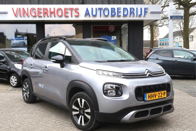 Citroen C3 Aircross 110 Pk Benzine Hoge Zit (Helaas Krassen rechts zie foto) * Navigatie * Climate & Cruise Control * DAB Radio * Apple Car Play & Android Auto * Parkeersensoren * Vingerhoets: Vierde Generatie Eersteklas Service !