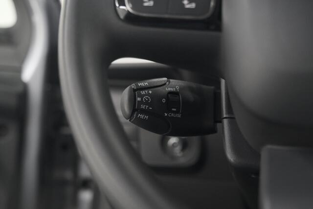Citroen C3 PureTech 110 EAT6 Shine | Apple Carplay | Parkeersensoren | Climate Control | 16 Inch Lichtmetalen Velgen