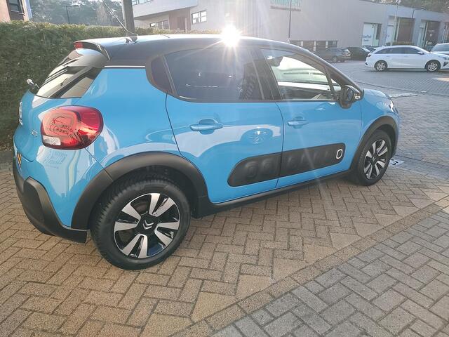 Citroen C3 1.2 PureTech Feel 108g Navi-Carplay Panoramadak led stoelverwarming
