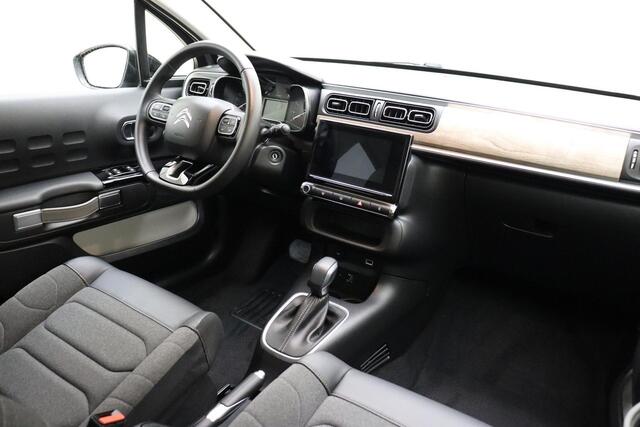 Citroen C3 1.2 PureTech Shine 110pk Automaat | Navigatie | Climate Control | Camera | Cruise control | Lichtmetalen Velgen