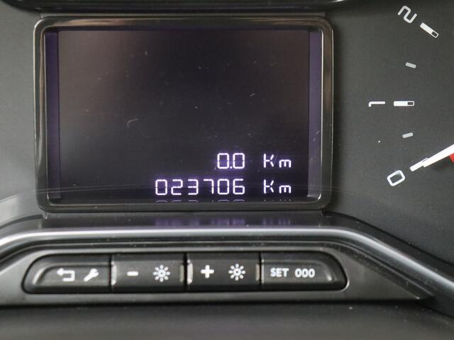 Citroen C3 Aircross 1.2 PureTech Shine | Parkeercamera | Navigatie | Climate Control