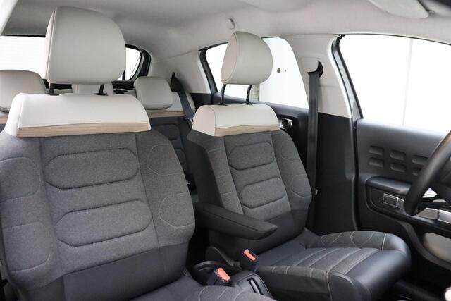 Citroen C3 1.2 PureTech 110pk Shine | Automaat | Camera achter | DAB+ | Navigatie | 17 inch Licht Metaal