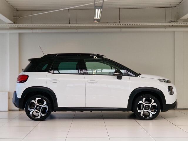 Citroen C3 Aircross 1.2 PureTech S&S Shine | Navigatie | Elektrisch Dakraam | Stoelverwarming | Focal HIFI | Draadloze telefoonlader