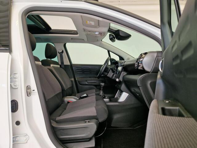 Citroen C3 Aircross 1.2 PureTech S&S Shine | Navigatie | Elektrisch Dakraam | Stoelverwarming | Focal HIFI | Draadloze telefoonlader