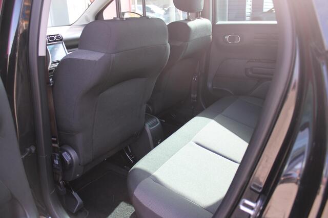 Citroen C3 Aircross 1.2 110PK SHINE | NAVIGATIE | ACHTERUITRIJ CAMERA | APPLE CARPLAY/ANDROID AUTO | ALL SEASON BANDEN | LICHTMETALEN VELGEN | CRUISE CONTROL | CLIAMTE CONTROL | LED KOPLAMPEN |