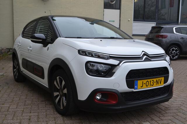 Citroen C3 1.2 PureTech C-Series | NAV. | PDC A. | LM.VELGEN | BLUETOOTH | TREKHAAK |