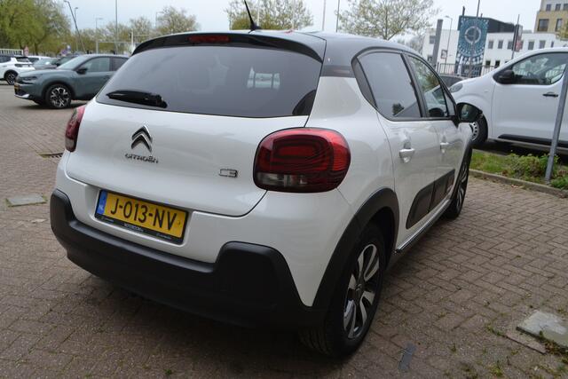Citroen C3 1.2 PureTech C-Series | NAV. | PDC A. | LM.VELGEN | BLUETOOTH | TREKHAAK |