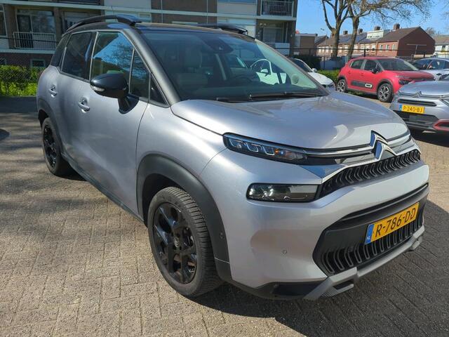 Citroen C3 Aircross 1.2 PureTech Shine Navi/Camera/All Season banden op 17"Velgen/Trekhaak/Duo-Tone/GEEN AFLEVERKOSTEN