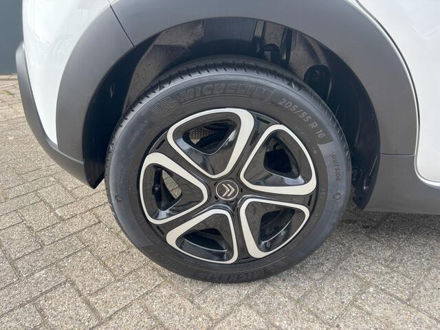 Citroen C3 1.2 Puretech Feel | Navigatie | Parkeersensoren | Bluetooth |