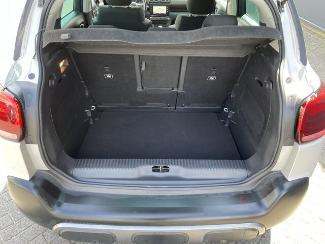 Citroen C3 Aircross 110pk Shine (Trekhaak - Camera - Parkeersensoren V+A - Keyless Entry - Navigatie - Automatische Airco)