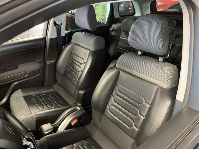 Citroen C3 Aircross 1.2 PureTech S&S Shine , Automaat, Trekhaak, Pano, Leder, Dakrails, Cruise, Navi, Apple Carplay, All Season, LMV 17 Inch