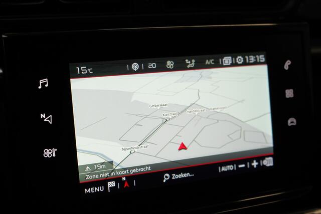 Citroen C3 1.2 PureTech S&S 110pk Shine | Navigatie | Achteruitrijcamera | Climate control | Cruise control