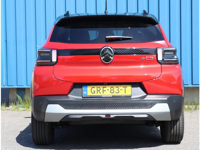 Citroen C3 Ë-C3 Max 113PK 44 kWh | Navigatie | Achteruitrijcamera | Climate control | Cruise control | Apple Carplay/Android Auto | DAB+ radio | Donker getint glas | 17" lichtmetalen velgen |