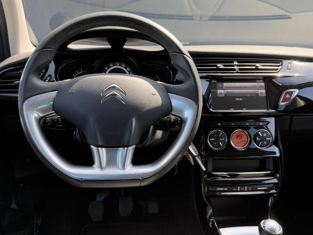 Citroen C3 1.2 PureTech Exclusive 2e Eigenaar,Navi,Clima,Cruise,Bluetooth,PDC,Elek ramen,Lm velgen,N.A.P,APK tot 10-2025