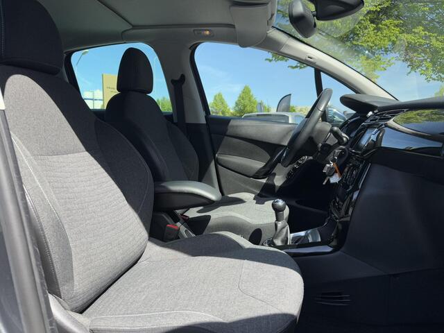 Citroen C3 1.2 PureTech Exclusive 2e Eigenaar,Navi,Clima,Cruise,Bluetooth,PDC,Elek ramen,Lm velgen,N.A.P,APK tot 10-2025