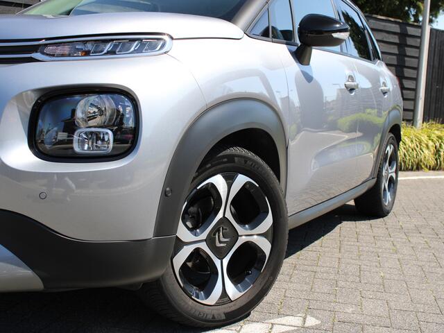 Citroen C3 Aircross 1.2 PureTech 110PK Shine Navigatie, Parkeerhulp voor en achter + Camera, Apple Carplay/Android Auto, Trekhaak
