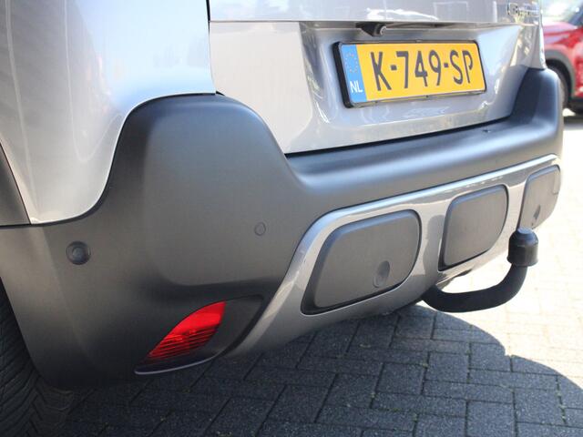 Citroen C3 Aircross 1.2 PureTech 110PK Shine Navigatie, Parkeerhulp voor en achter + Camera, Apple Carplay/Android Auto, Trekhaak