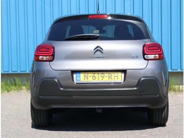Citroen C3 1.2 85PK Shine | AppleCarPlay/AndroidAuto | Climate Control | Cruise Control | Privacy glas | Navigatie | Trekhaak | 17"LMV | Two-tone | Parkeersenoren | Keyless |