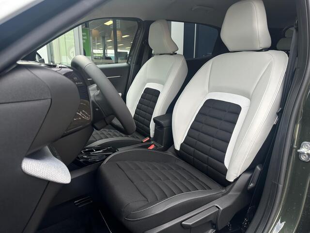 Citroen C3 Ë-C3 Aircross Max 113pk 44 kWh | Comfort Stoelen | Parkeercamera/-sensoren | Draadloze telefoonlader | Apple Carplay/Android Auto | Navigatie | Climate Control |
