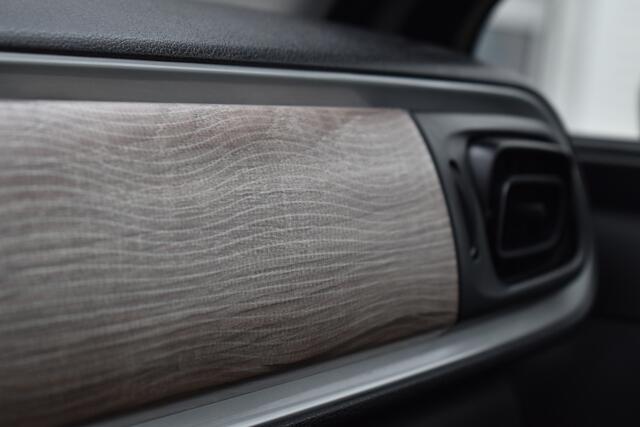 Citroen C3 PureTech 83 Shine Navi | Airco | Camera achter | 17 inch velgen |