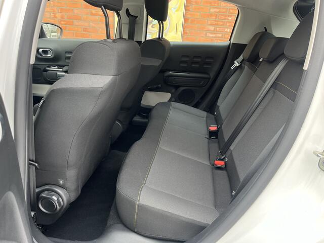 Citroen C3 PureTech 110 BW Edition | Automaat | Carplay/Android Auto | Parkeersensoren achter |