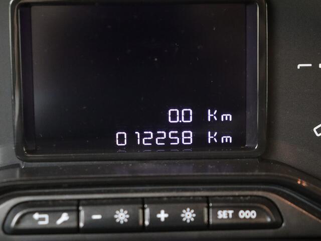 Citroen C3 Aircross 1.2 110PK PureTech C-Series | Parkeerhulp | Climate control | Velgen |